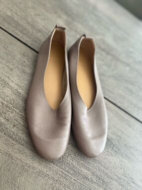 Everlane The Day Glove Flats Leather in Tan size 8